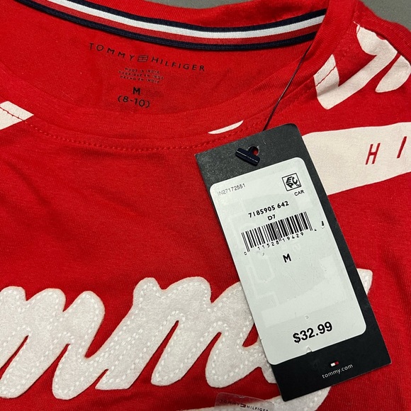 NWT Red Tommy Hilfiger T-shirt - Picture 2 of 2